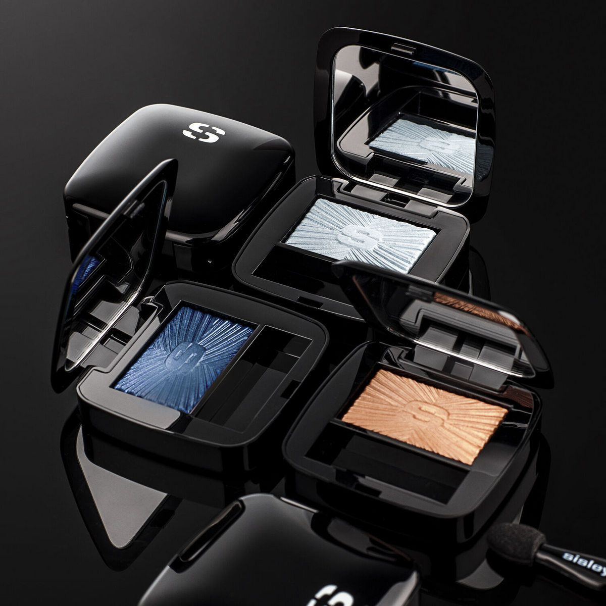 Sisley Paris Les Phyto-Ombres Long Lasting Radiant Eyeshadow 33 Metallic Jean, image 2 of 3